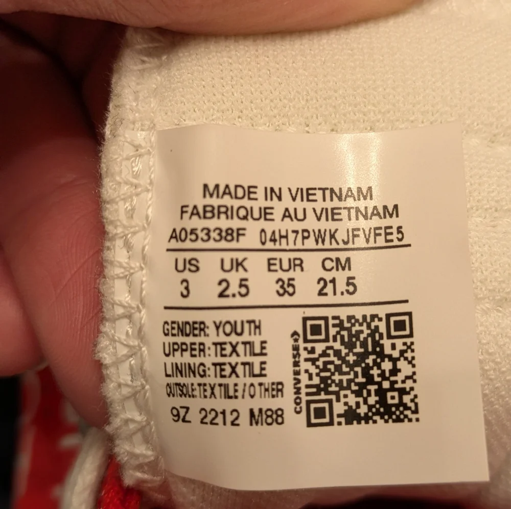 Converse UNT1TL3D Hi Not a Chuck Red white Youth Size 3‎ High Top Streetwear